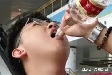 锦富优 24到70度密封白酒能带上高铁，24度以下为何不能带？12306客服这样回复